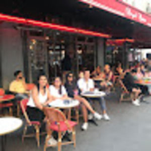 Meet your Posher, Celeste